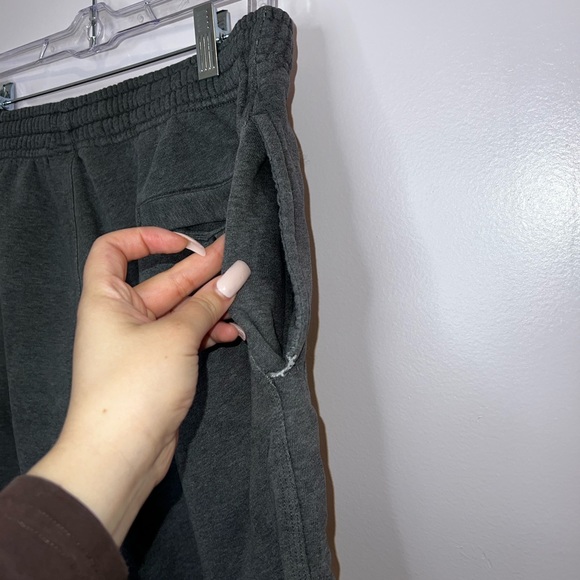 Nike Air Mens Gray Fleece Sweat Shorts - Picture 4 of 8